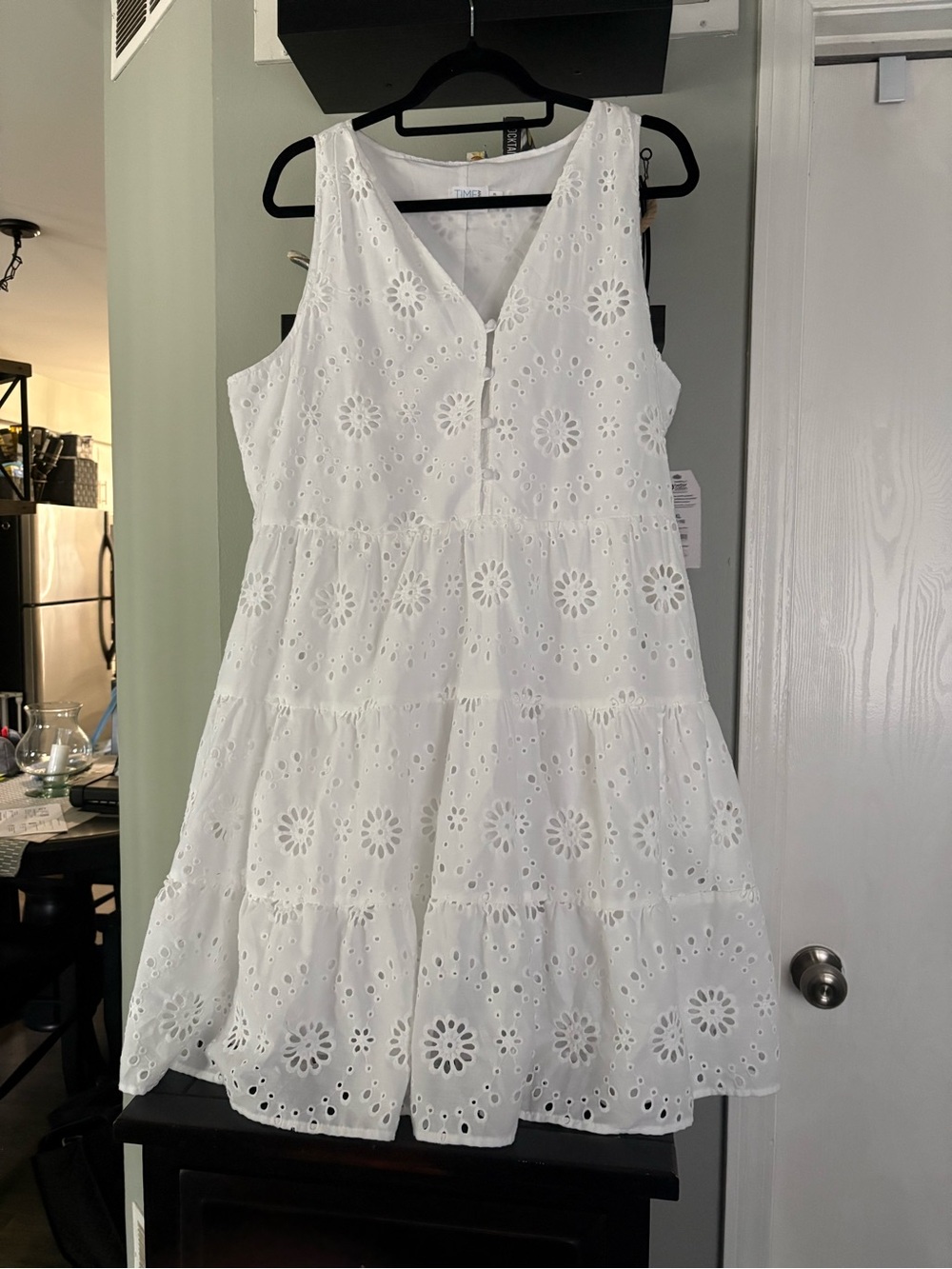 Women’s White Eyelet Tiered Sundress, XL